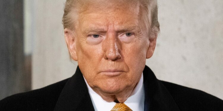 Trump says companies that invest $1 billion will get quicker permits