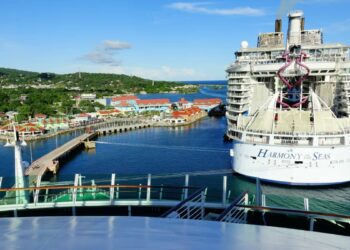 US Government Updates Travel Advisories for Two Cruise Ports