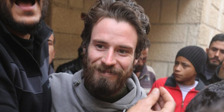 US believes circulating video from Syria could show missing American Travis Pete Timmerman, officials say