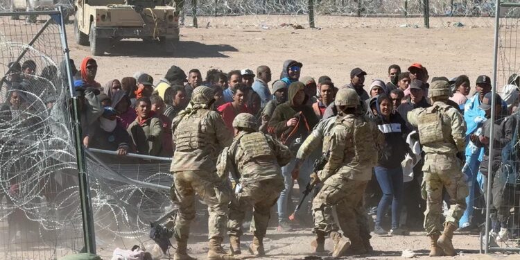 Migrant gang being used as terrorism tool of Venezuelan government, warns former military officer