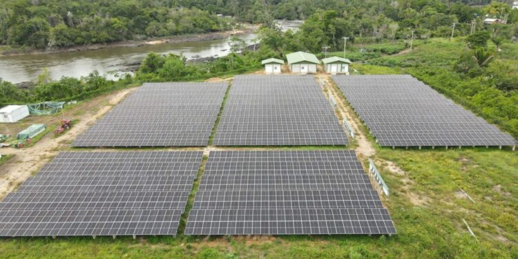 Suriname starts building hybrid solar microgrids to power 25 villages – pv magazine International