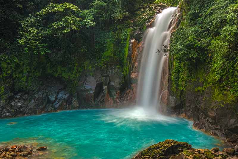 costa rica landmarks rio celeste