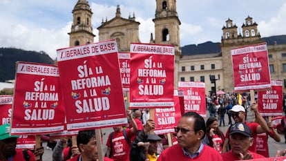 Manifestación a favor de la reforma del sistema de Salud en Bogotá, Colombia, el 14 de febrero 2023.