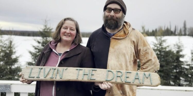 Made in America: Alaskan company repurposes fishing line, rope into sustainable art