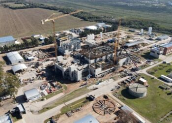 Argentina chooses US investor to spur nuclear-powered AI dream