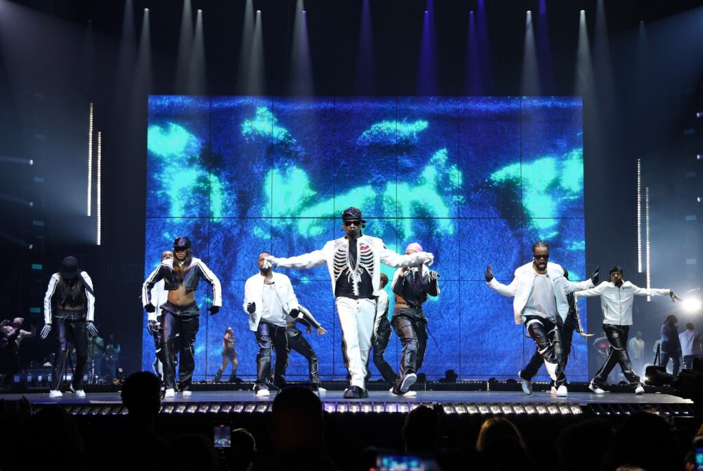 Usher Closes North American Leg of 'Past, Present, Future' Tour with Star-Studded Miami Finale