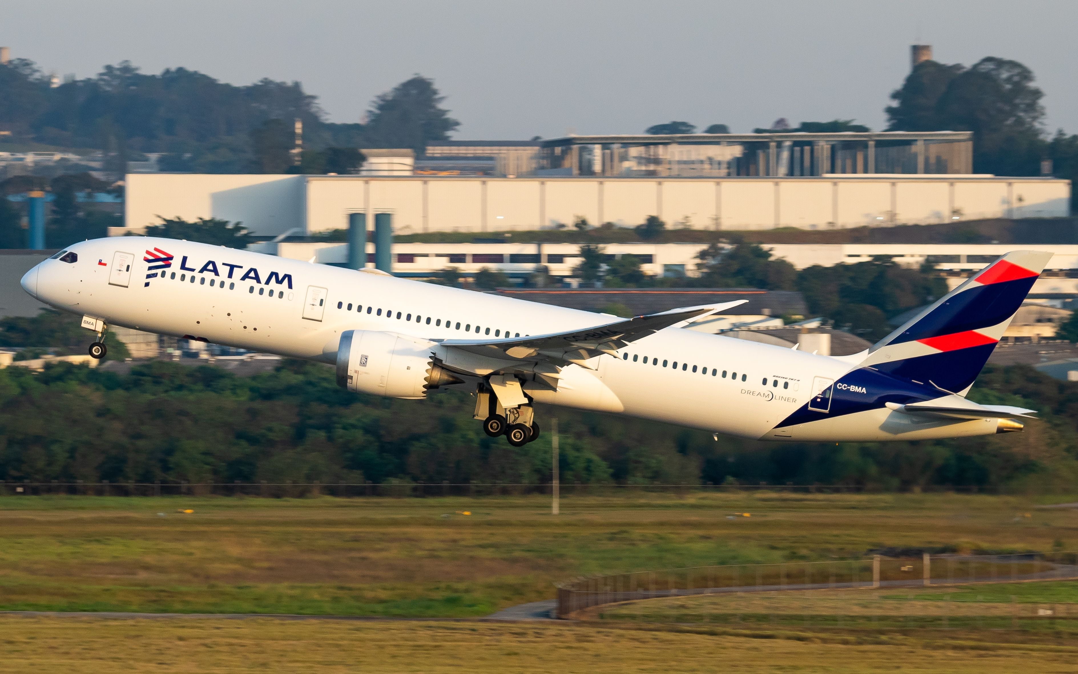 LATAM Boeing 787 In Sao Paulo