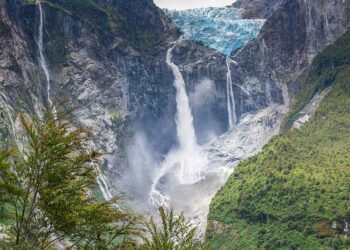 22 Famous Landmarks in Chile For Your Bucket List In 2024