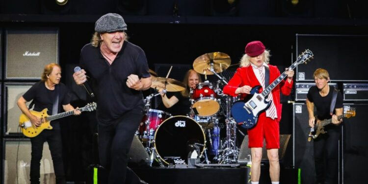 AC/DC Announces 2025 North American Tour Dates
