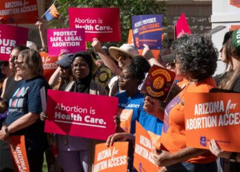 ACLU sues to nullify 15-week abortion law
