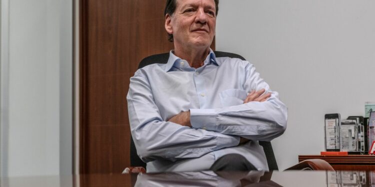 America Movil to Issue More Peso-Debt to Align Funding with Revenues, CFO Says