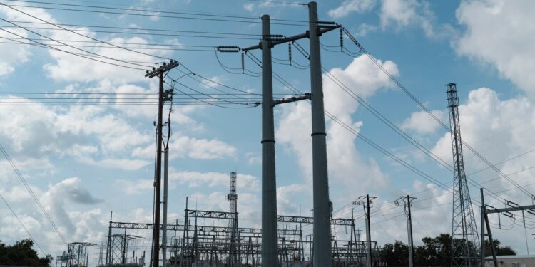 Blackout Risk Rises for North America on Electricity Demand, Study Says
