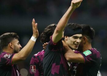 footer bein logo white