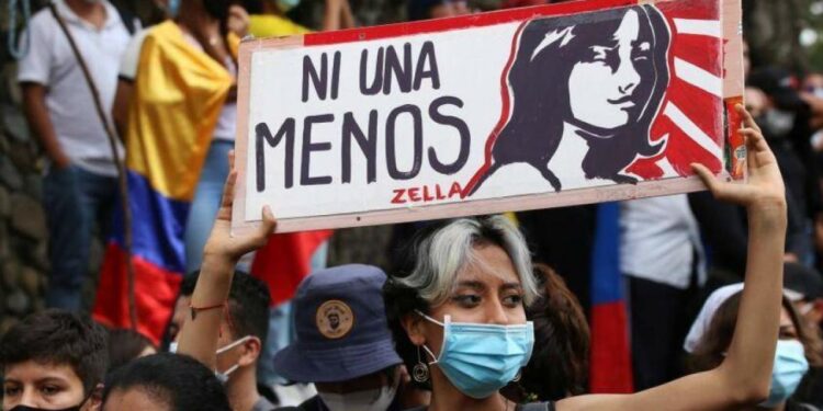 Condenan a 25 años de cárcel a religioso de Ecuador que violó a su hija desde los 5 hasta los 11 años