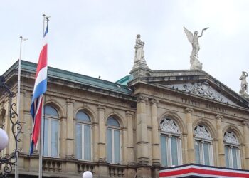 Costa Rica Raises Minimum Wage by 2.3%