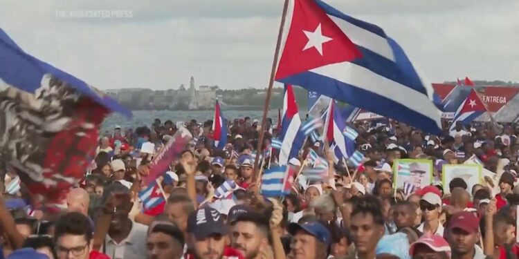 Cubans march in front of the US embassy and Díaz-Canel says the island lives “from day to day"