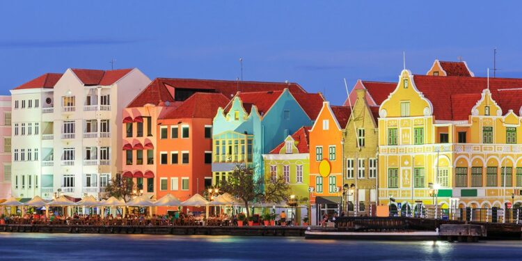Curaçao sees significant rise in online popularity among travelers