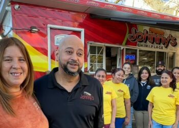 Johnny's Chimi Place owner talks Thanksgiving, living the American dream