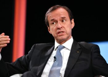 Jorge Tuto Quiroga anuncia su candidatura para presidenciales en Bolivia