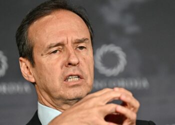 Jorge Tuto Quiroga reafirma su candidatura pese a tensiones en la oposición