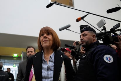 Gisèle Pelicot, who was allegedly drugged by her now former husband so that he and others could assault her, arrives at the court house in Avignon, southern France, Thursday, Dec. 19, 2024. (AP Photo/Lewis Joly)

Associated Press/LaPresse