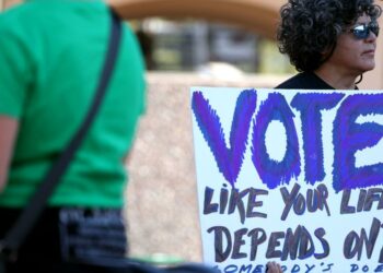 Lawsuit challenges Arizona's 15-week abortion law