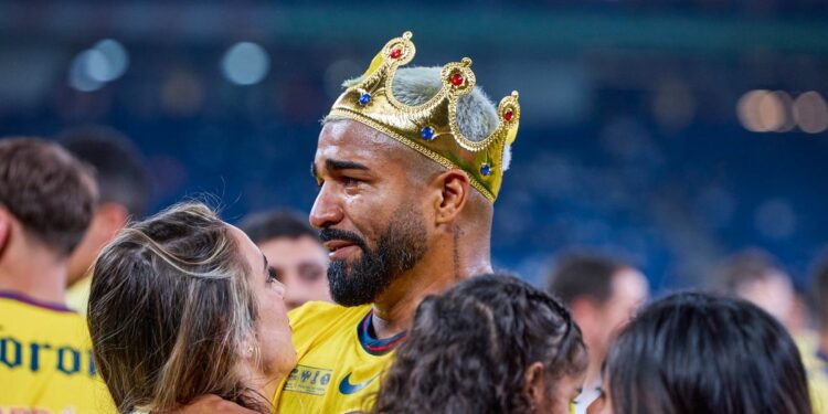 Los uruguayos de América fueron campeones en México; mirá el bailecito de Brian Rodríguez y las lágrimas de Rodrigo Aguirre junto a su pareja