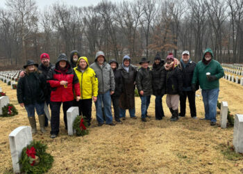 Marcone honors fallen soldiers as employees lay wreaths on 1,500 graves