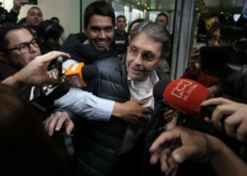 Medellin Cartel victims demand truth and justice as cartel boss Fabio Ochoa walks free in Colombia