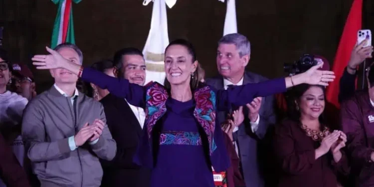 Claudia Sheinbaum in the Mexico City zócalo