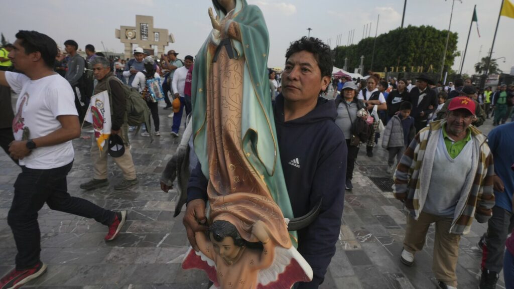 Millions mark Mexico's Virgin of Guadalupe Day but calls for a truce in drug violence go unheeded