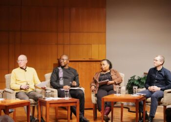 Notre Dame faculty educate on global decline of democracies