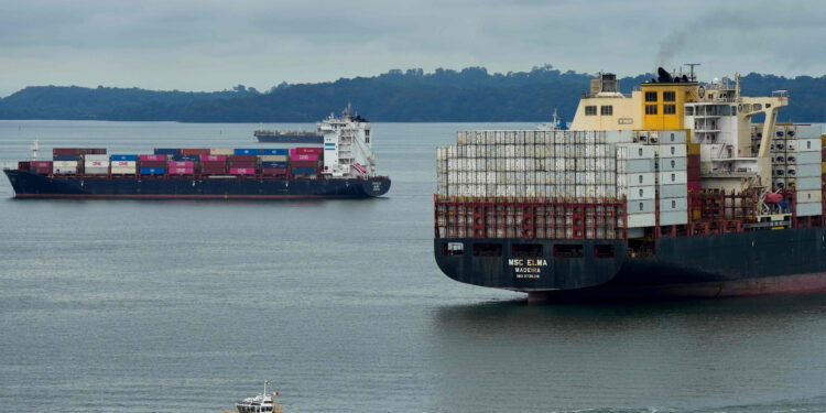 Panama Marks 25 Years of Canal Handover Amid Trump’s Takeback Call