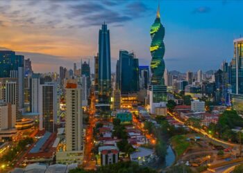 Panama Pays $2.293 Billion In Interest: Fiscal Crisis And 2024 Risks