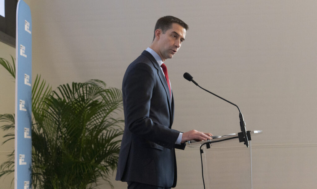 Tom Cotton does Trump's bidding, blocks bipartisan press shield bill