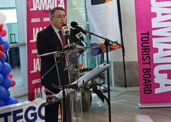 Tourism minister expects 2024 to be best year despite challenges