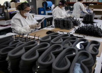 Trump 2.0 raises hopes — and worries — in California manufacturing