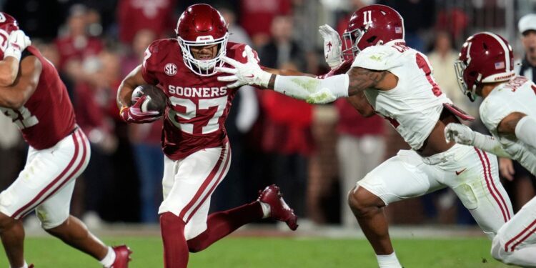 Why is Alabama football still in the College Football Playoff conversation?