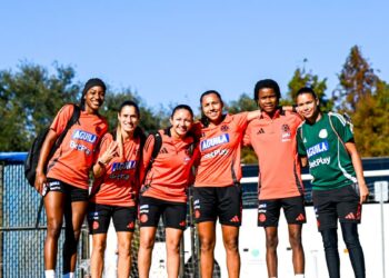 el grupo en el que quedó Colombia, jugará contra Brasil