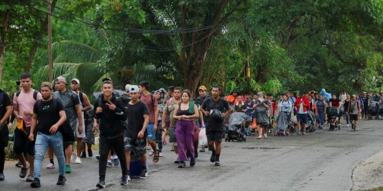 Migrant caravan heading to US through interior of Mexico: What to know