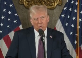 Politicians, comics, social media reacts to Trump renaming Gulf of Mexico