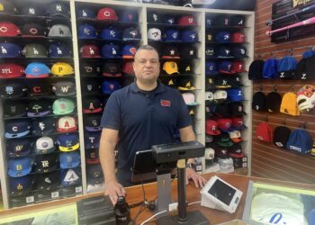 “Se habla LIDOM”: How Peligro Sports fuels Dominican baseball passion in New York City