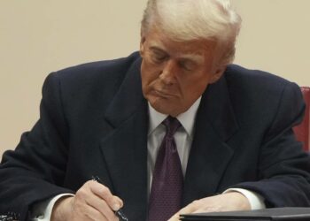 Trump signs executive order to boost development of Alaska’s ‘extraordinary’ natural resources