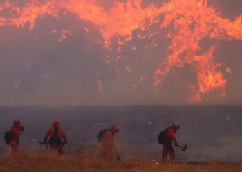 California fires live updates: New LA County fire explodes to over 9,000 acres