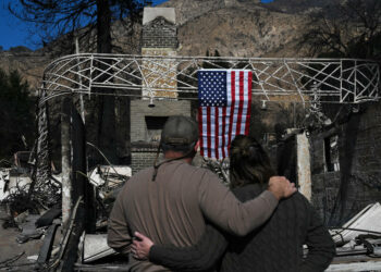 California fires could be spread anew by "particularly dangerous" winds, forecasters warn: Live Updates