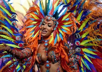 Carnival to the world! | Features Local