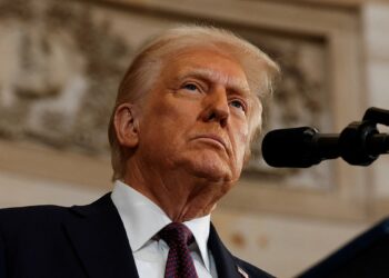 Colombia Accepts Criminal Aliens After Tariff Threat: White House