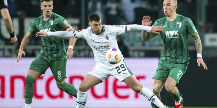 Defender Scally seeks a 'showcase' game against Bayern Munich to bolster US credentials