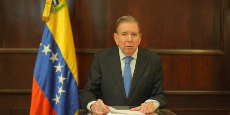 Edmundo González Urrutia arriba a Guatemala; se espera reunión con el presidente Bernardo Arévalo