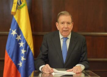 Edmundo González Urrutia continúa su gira por Latinoamérica y llega a Guatemala